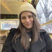 Soy una persona sumamente dinámica, optimista y responsable.